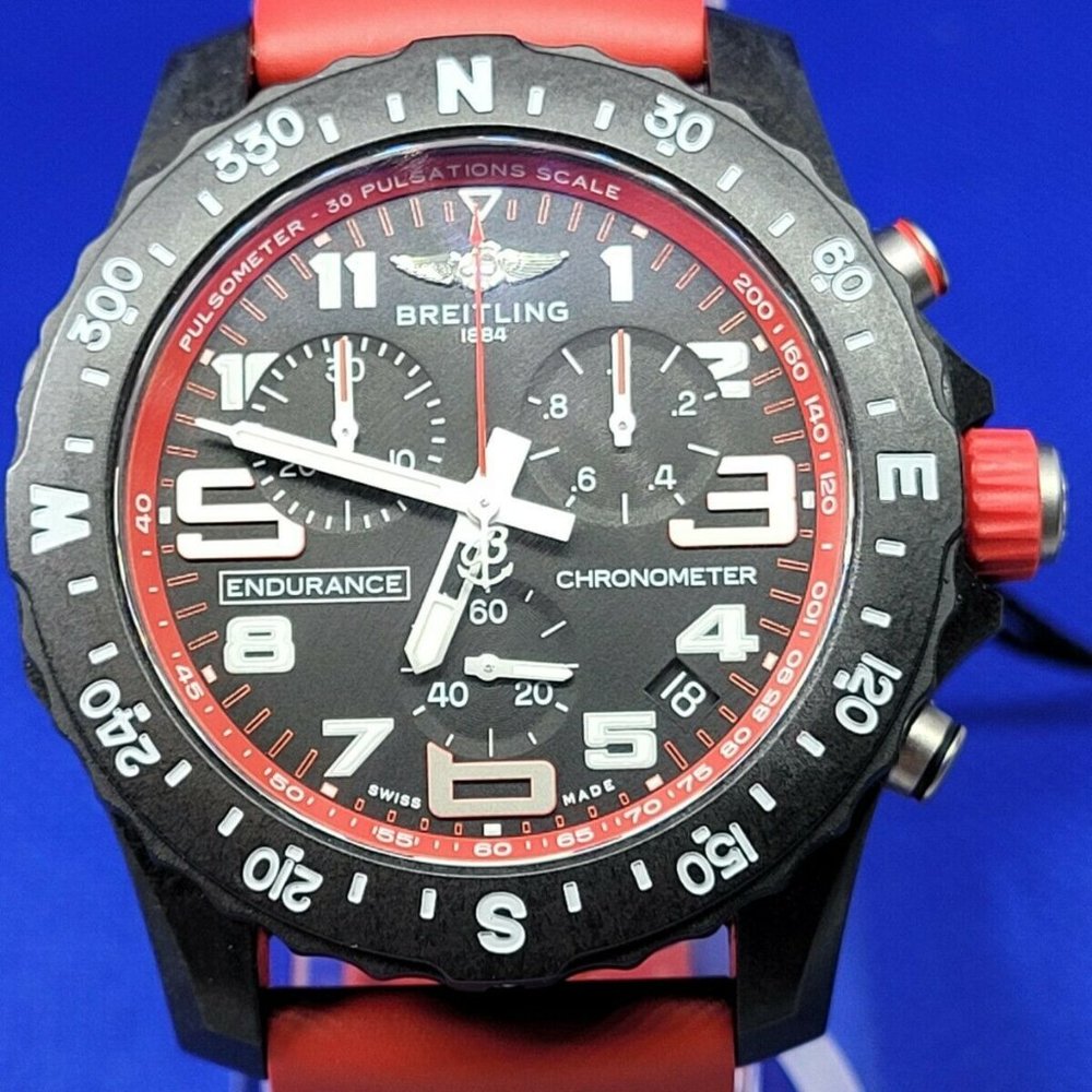 Breitling Endurance Pro Red 44mm X82310D Sport